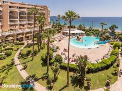 Hotel Exterior #Cannes Boccacabana Beach, Seafront, in Résid Pierre&Vacances 3 Stars Photo