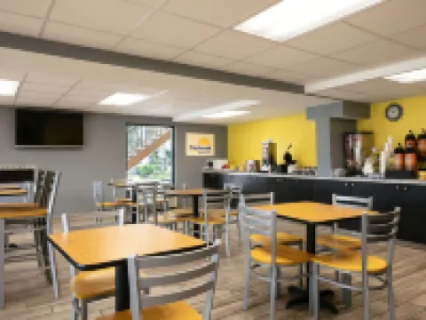 デイズ イン バイ ウィンダム クリアウォーター / ガルフ トゥ ベイ クリアウォーターのホテル