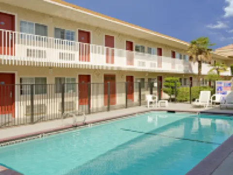 ドリーム イン フレズノのホテル