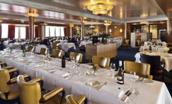 Ss Rotterdam Hotel en Restaurants