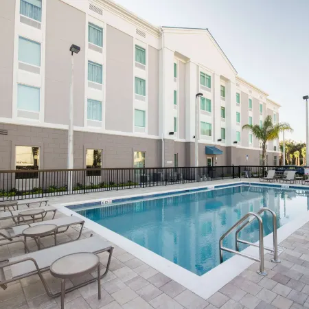 Hampton Inn & Suites Orlando at Seaworld