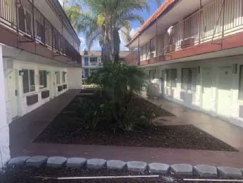 聖伊西德羅酒店