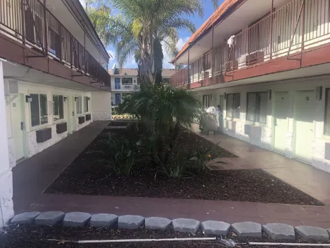 聖伊西德羅酒店