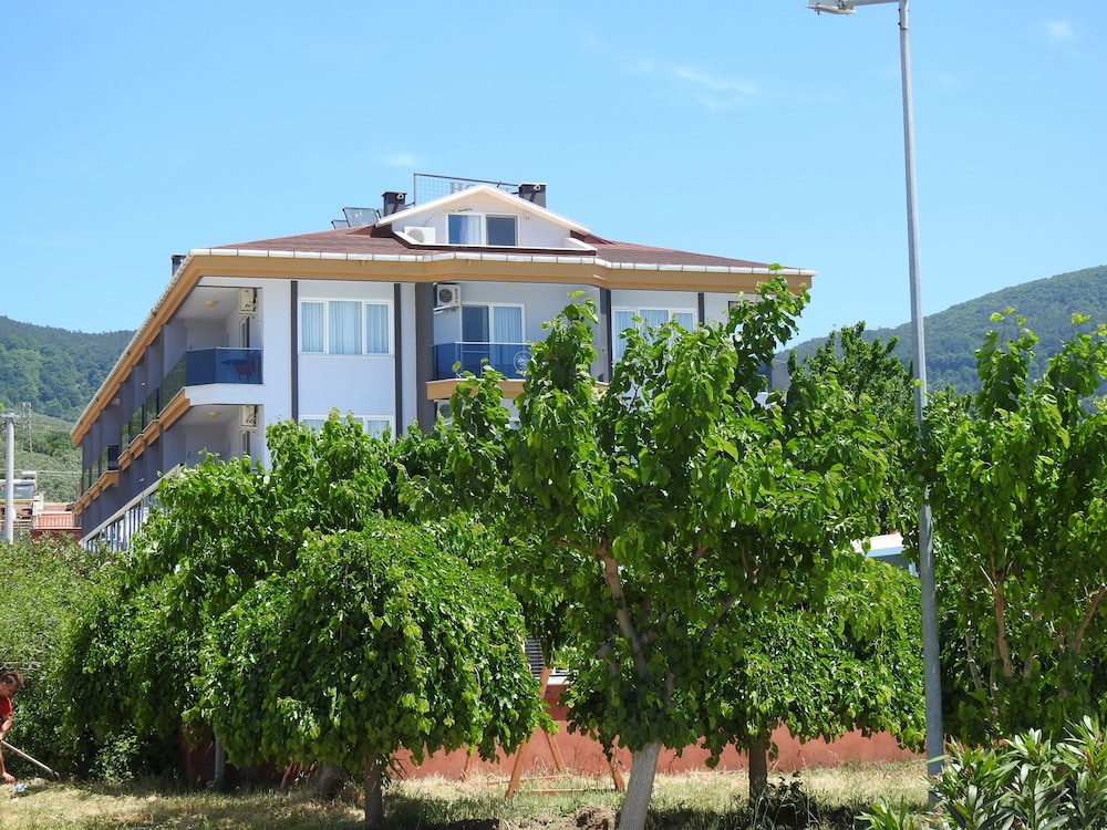 Senam Hotel