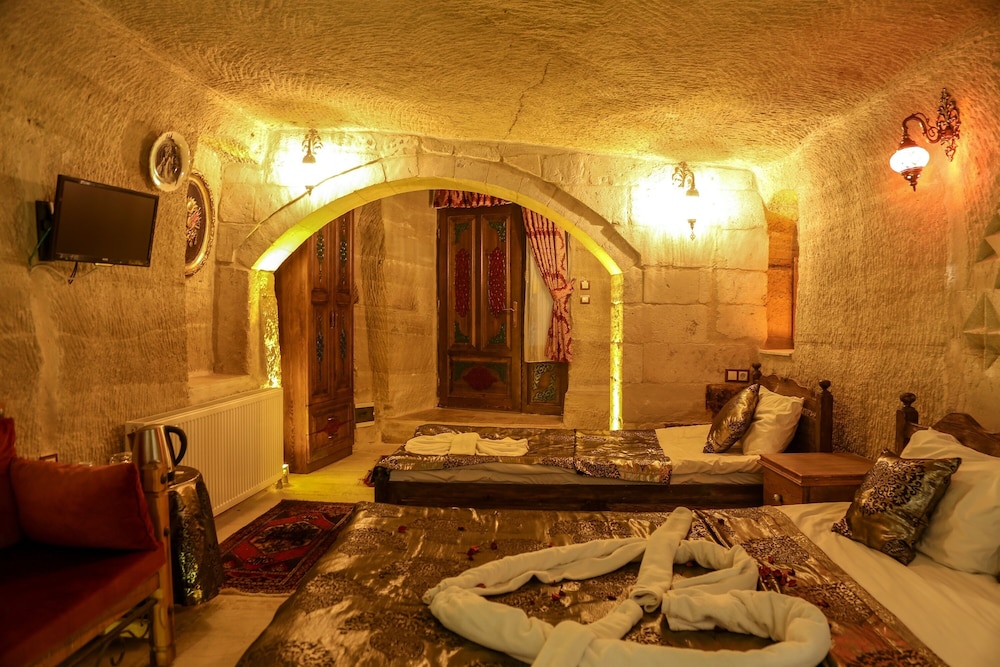 Goreme Palace Cave Suites