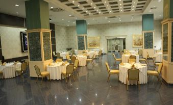 Bozdogan Hotel - Housity