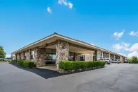 Quality Inn & Suites Hot Springs - Lake Hamilton