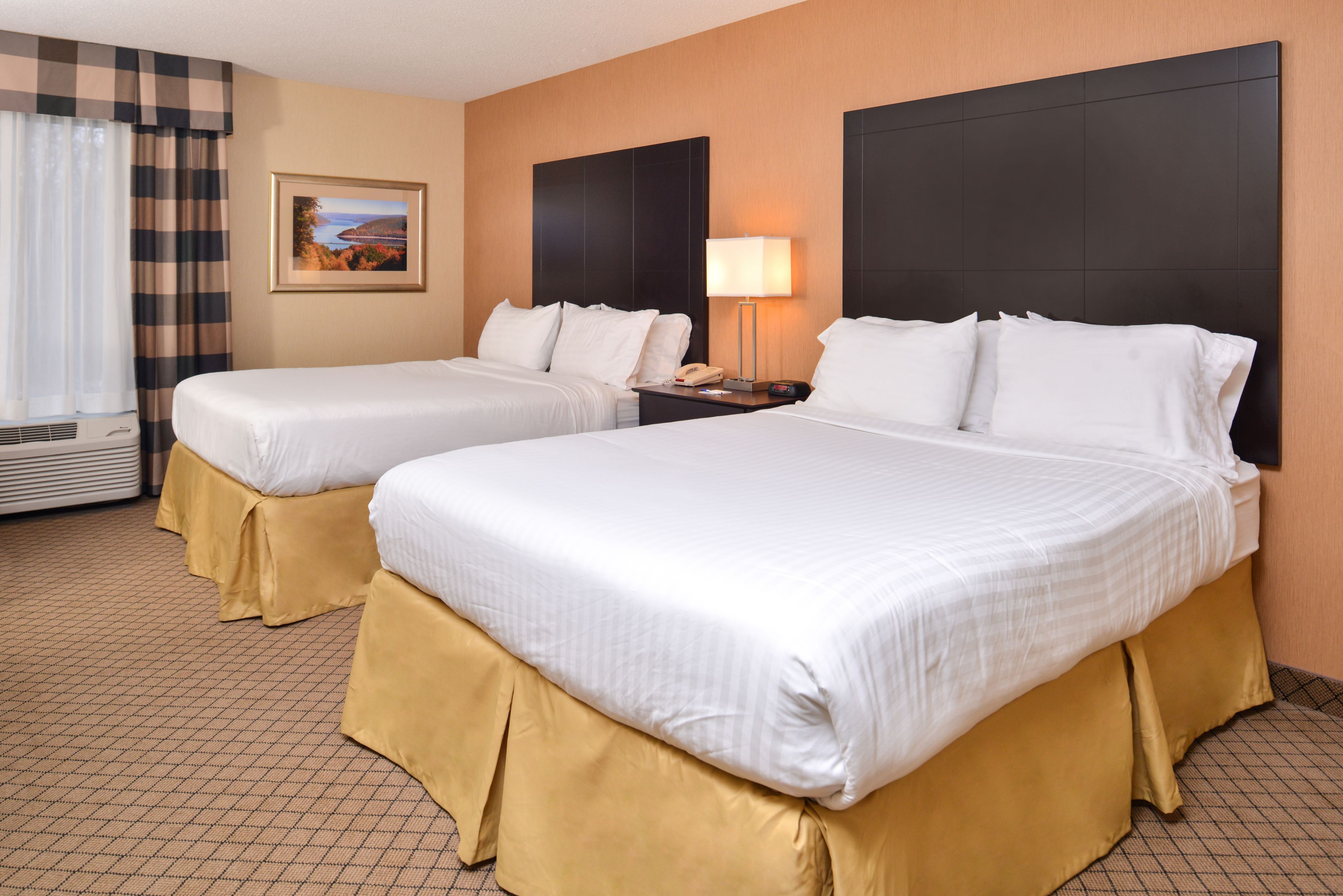 Holiday Inn Express Lewisburg - New Columbia, an Ihg Hotel