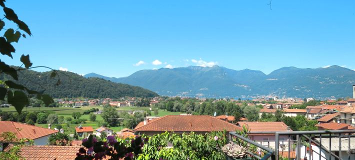 Casa Riboni Hotels in Luino