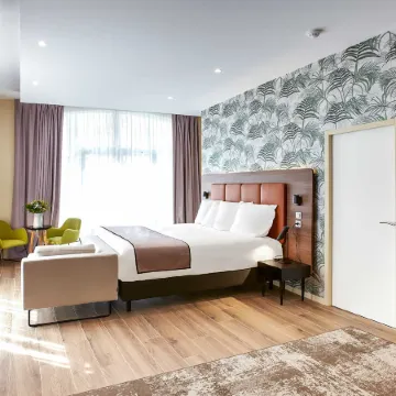 Quality Hotel Bordeaux Centre Отели рядом с достопримечательностью «Площадь Парламента»