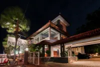 Surya Kencana Seaside Hotel