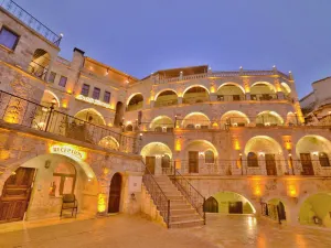 Dedeli Konak Cave Hotel