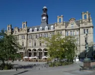 Quebecs Luxury Apartments Hoteles en Leeds