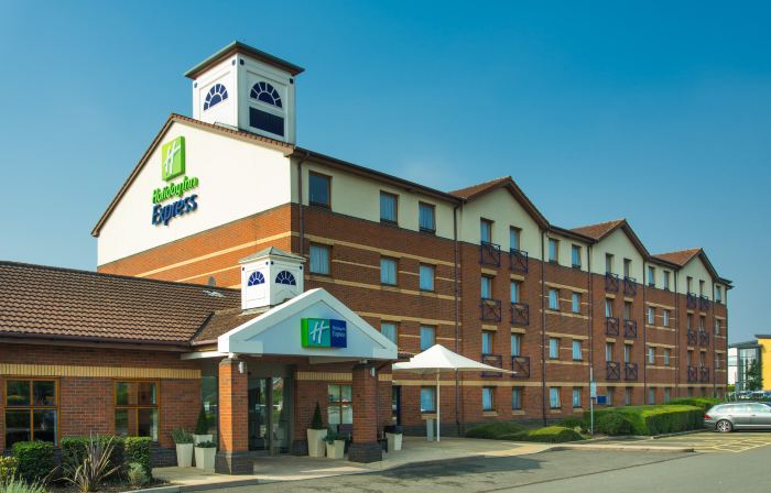 홀리데이 인 익스프레스 더비 프라이드 파크 바이 IHG