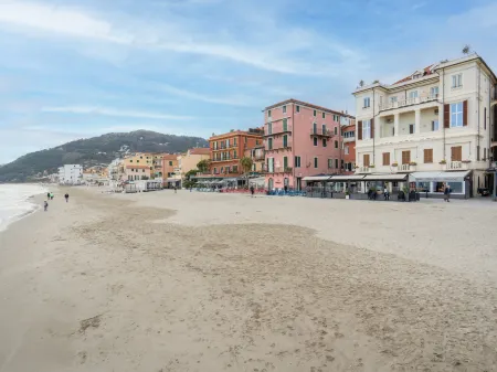 Terrazza Sul Molo Отели рядом с достопримечательностью «Bagni Alexandra»