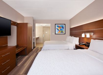 Holiday Inn Express Fairfax - Arlington Boulevard