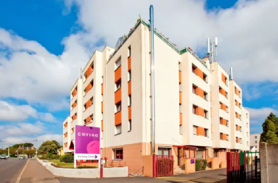 Appart Hôtel Résidence CERISE Nantes La Beaujoire Hôtels à proximité de : Gare de Haluchère-Batignolles