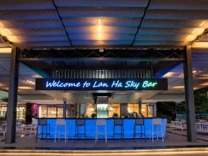 Flamingo Resort Cat Ba