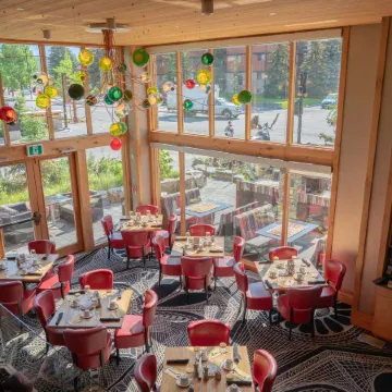 Moose Hotel and Suites