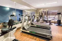 Comfort Inn & Suites IAH Bush Airport - East