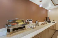 La Quinta Inn & Suites by Wyndham Jamestown - breakfast