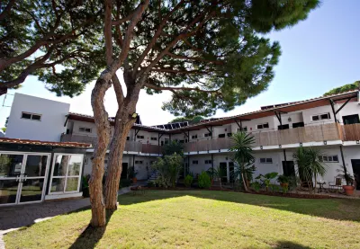 Campomar Playa Hotels near Basilica of Our Lady of the Miracles