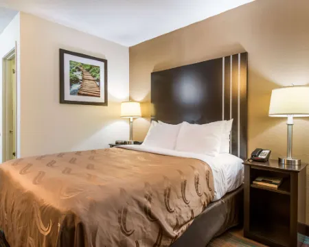 Quality Inn Bloomsburg Hotels in Columbia County