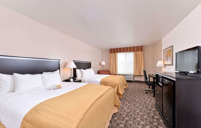 Quality Inn Vernal Near Dinosaur National Monument