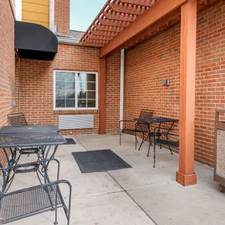 Birch Hill Suites - South Bend