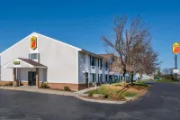 Super 8 by Wyndham Portage Hotels in Portage