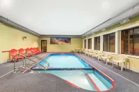 Days Inn & Suites by Wyndham Youngstown / Girard Ohio Hotel di Youngstown Warren