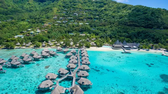 Sofitel Kia Ora Moorea Beach Resort