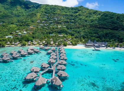 Sofitel Kia Ora Moorea Beach Resort