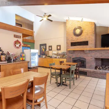 AmericInn by Wyndham Willmar