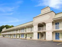 Motel 6 Pulaski, TN Hotels in Giles County