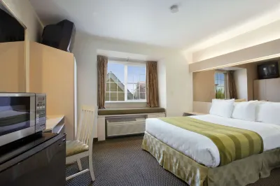 Microtel Inn & Suites by Wyndham Lodi/North Stockton Các khách sạn gần St. Amant Winery
