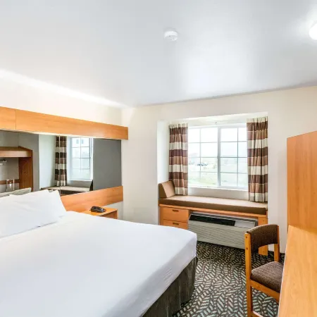 Microtel Inn & Suites by Wyndham Salt Lake City Airport Отели рядом с Аэропорт Солт-Лейк-Сити