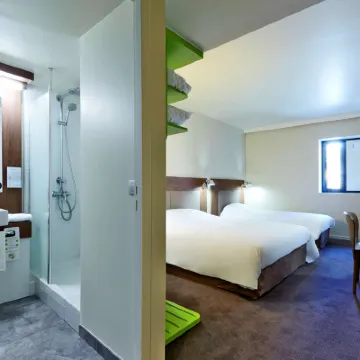 Campanile Nancy Centre - Gare Hotels near La Porte de la Craffe