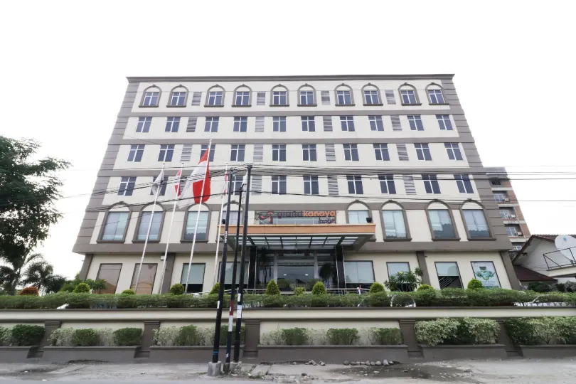 Grand Kanaya Hotel