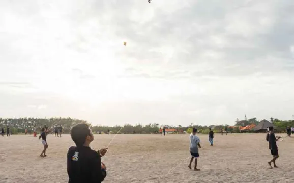 Blanjong Homestay by Ecommerceloka Отели рядом с достопримечательностью «Parama Group»