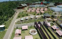 Wisata Edukasi and Resort Kebun Pak Budi Hotels in Lawang