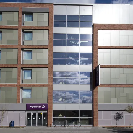 Premier Inn London Southgate Отели рядом с достопримечательностью «Финчли»