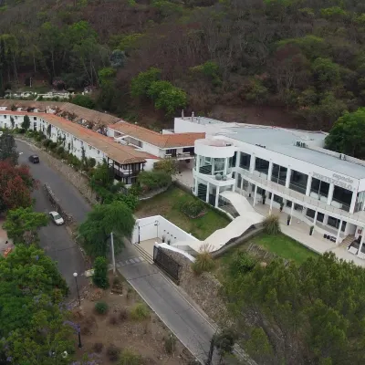 Portezuelo Hotel Hotels near San Bernardo Hill