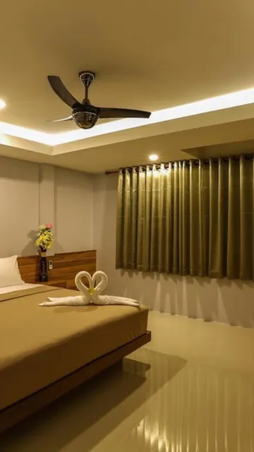 ห้องสแตนดาร์ดพร้อมเครื่องปรับอากาศ(เตียงใหญ่)