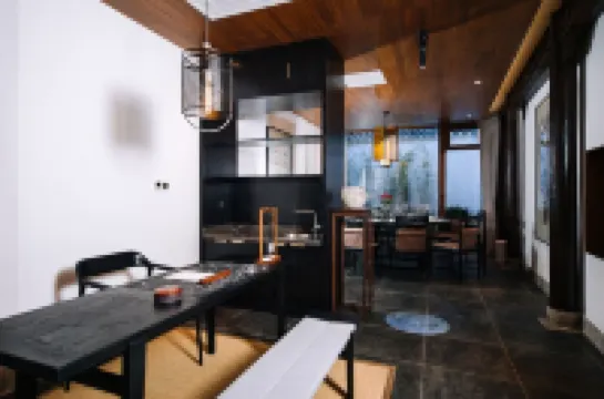 Hangzhou Jiande Meizhuang Homestay (Yanzhou Ancient Street) Hotels in Jiande