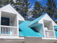 AppleTree Inn Hotels near Olde Tyme Candy Shoppe Radium