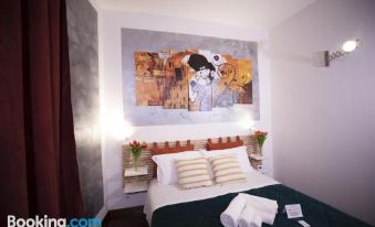 Like Romeo Suites - Housity