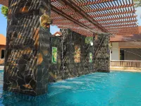 Pueanjai Resort and Restaurant - Kolam Renang
