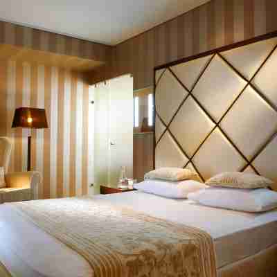 Limneon Resort & Spa Rooms
