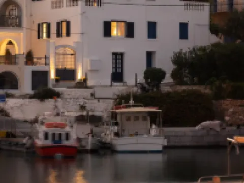 포르토 베키오 럭셔리 스위트 스페체스 호텔